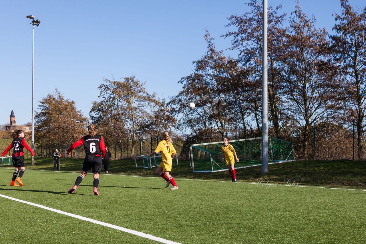 Bild 306 - B-Juniorinnen SG Weststeinburg/Bei - SV Fisia 03 : Ergebnis: 1:2